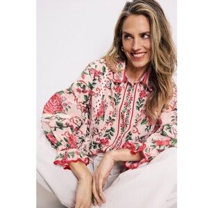 FARM Rio Flower Tapestry Pink Shirt Size Medium NWT